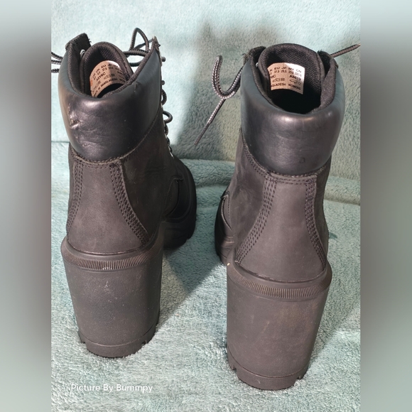 Women's Timberland Kinsley Mid Lace Up Waterproof Boot Size 6.5 - Picture 4 of 11